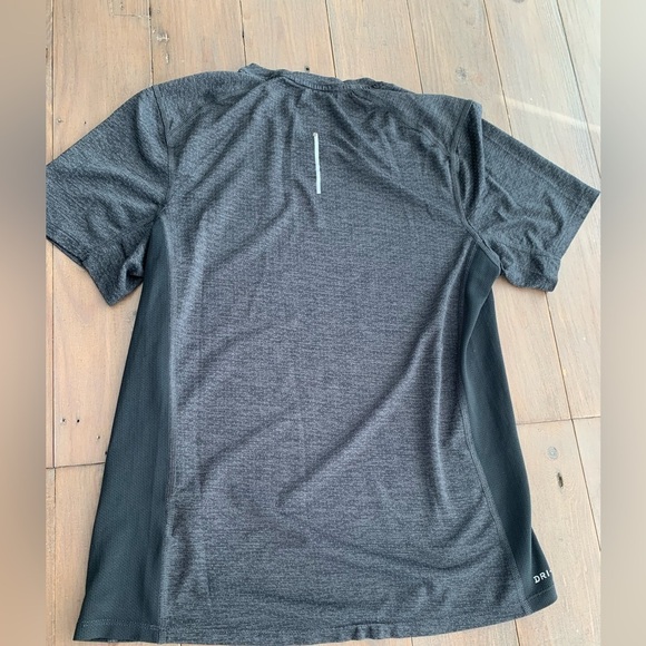 Nike Men running dri fit top black - Picture 2 of 3